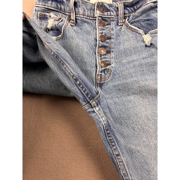 Abercrombie and Fitch The Mom High Rise Jeans Size 28/6 Blue Denim Button Fly - Picture 7 of 11